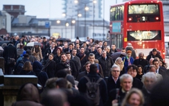 London hỗn loạn vì đóng cửa quầy vé tàu điện ngầm